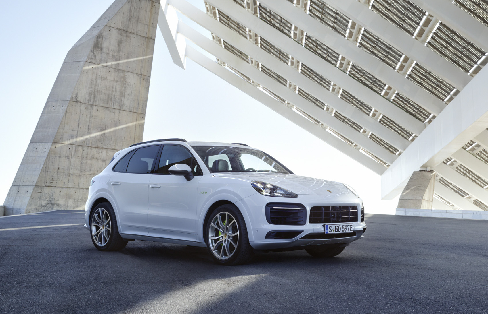 Porsche Cayenne EHybrid Review Electrifying